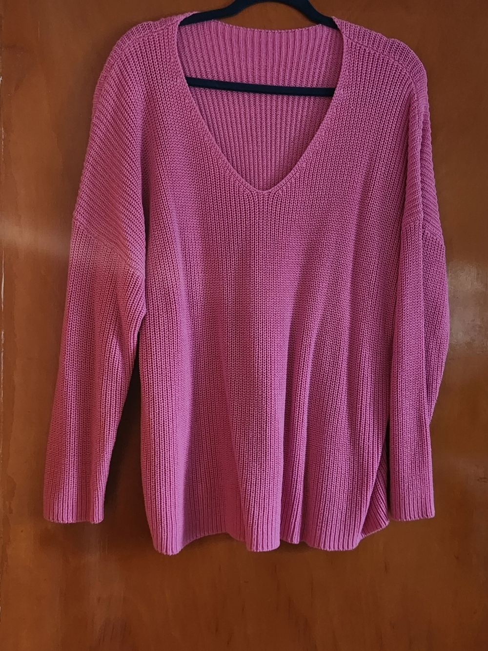 Women's Pink V-Neck Knit Sweater